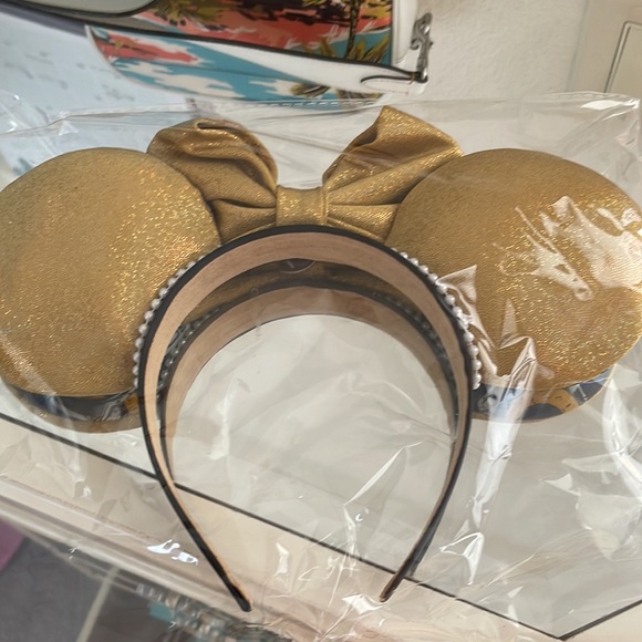 RAMS Mickey Ears - Picture 2 of 3